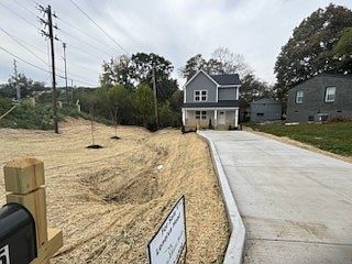 5th image of 2115 Dabbs Ave