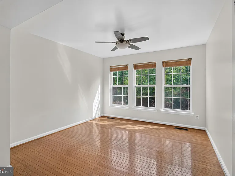 15044 Gaffney Cir — Photo 16
