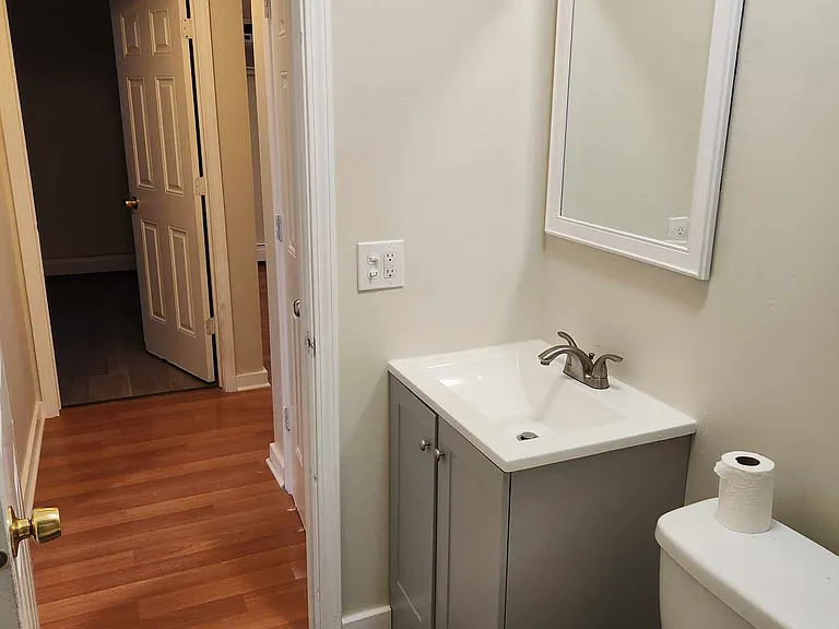 1319 N Baldwin Ct #2D — Photo 8