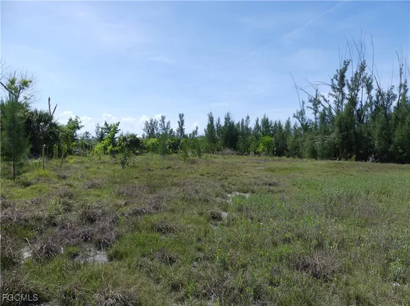 2790 Date St, Saint James City, FL 33956