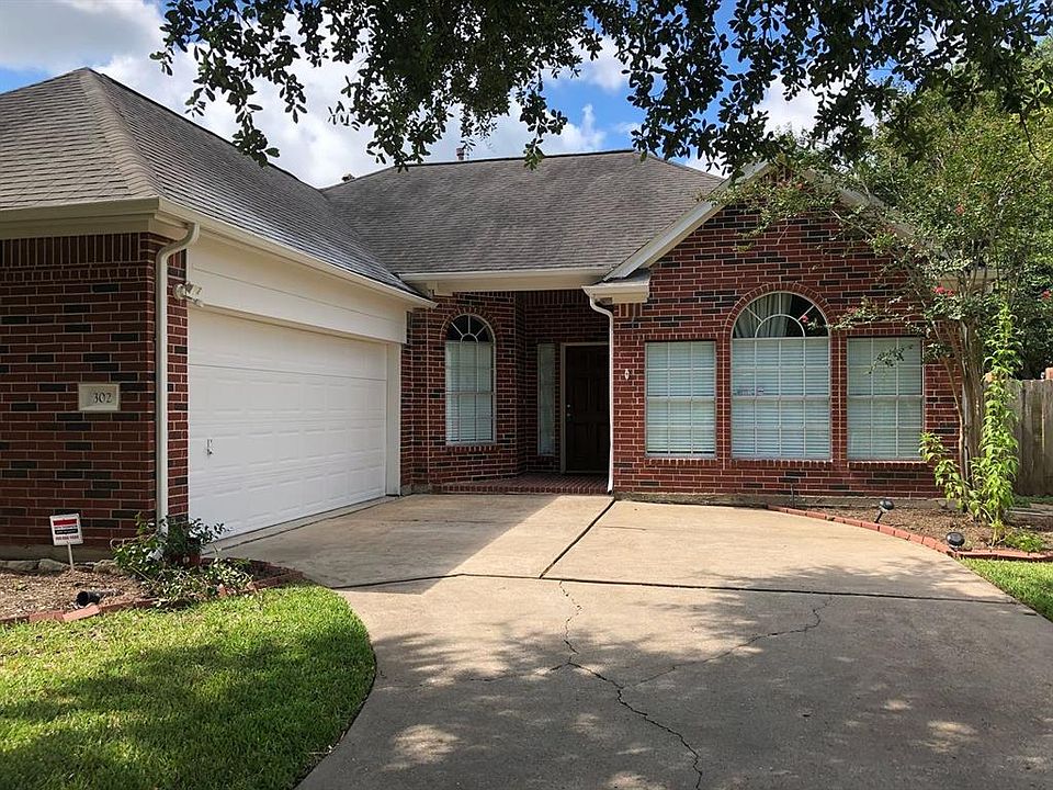 1st image of 302 Indian Summer Dr