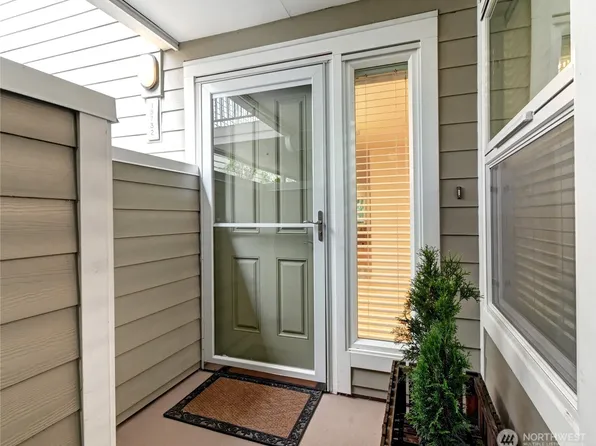 15732 NE 70th Court, Redmond, WA 98052