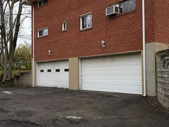 5th image of 1267 Westcliff Ct APT C