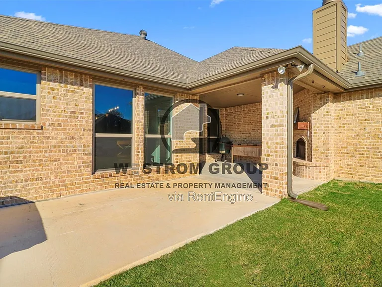 624 Ethan Dr — Photo 4