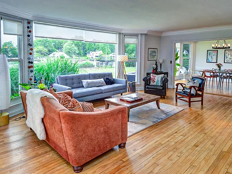 632 Shore Acres Dr — Photo 5