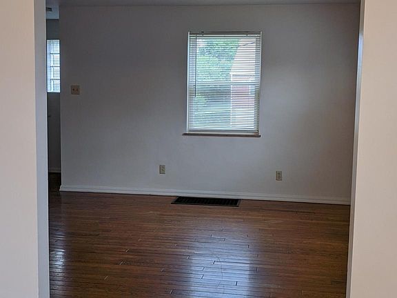 4th image of 4007 Drew Ave