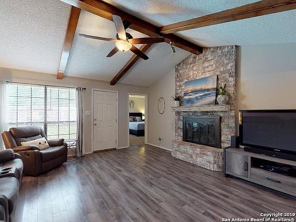3rd image of 1205 Cedarwood
