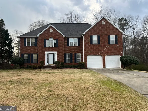 11 Carriage Lake Dr, Stockbridge, GA 30281