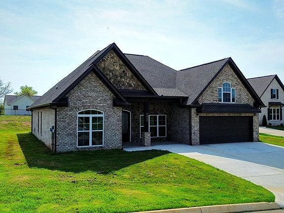 3rd image of 5627 Belle Maison Ln