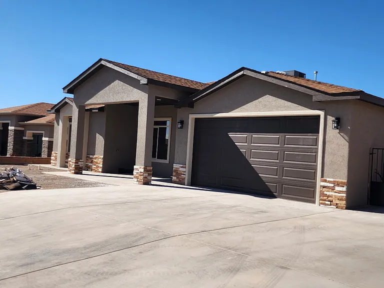 1119 Sendero Dr — Photo 16