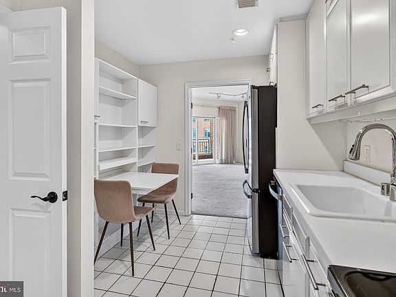 5th image of 3801 Canterbury Rd Unit 403