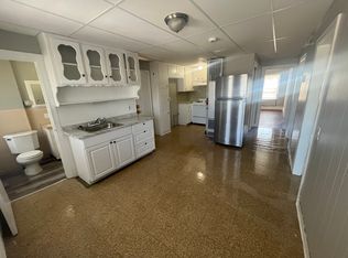 570 Douglas Ave UNIT 3, Providence, RI 02908