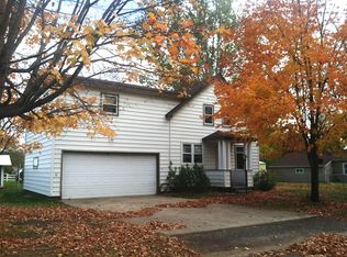 314 McKinley St SW, Staples, MN 56479