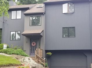 5 Aurora Dr, Cumberland, RI 02864