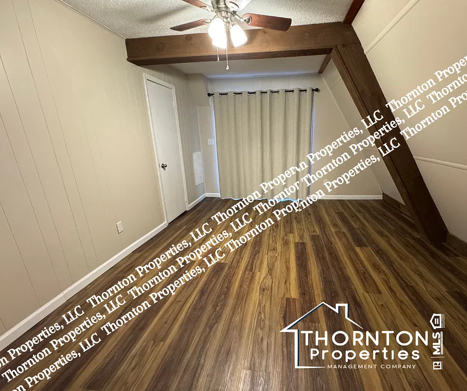 3 bed, 1.5 bath, 984 sqft, $1,200 — Photo 4