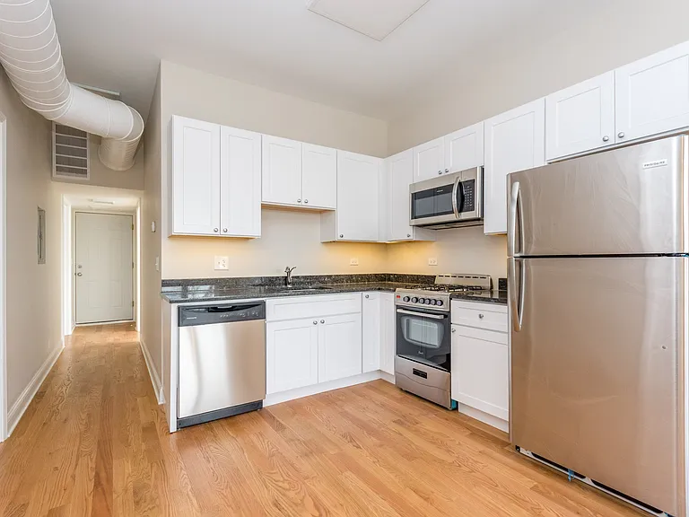 915 S Aberdeen St — Photo 24