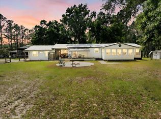 989 SW 75th Ave, Bell, FL 32619