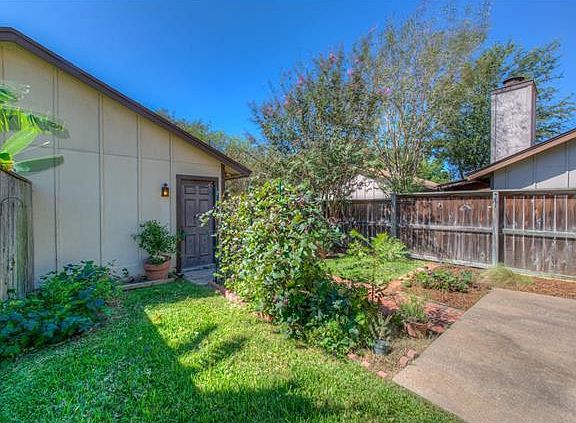 5th image of 1509 W Braker Ln #B