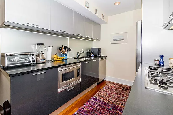 Rented by Keller Williams NYC | media 2