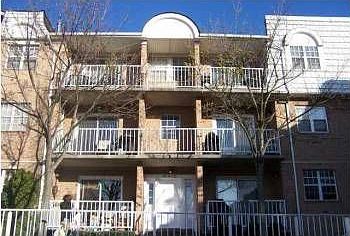 1st image of 85 Elmwood Park Dr APT 19