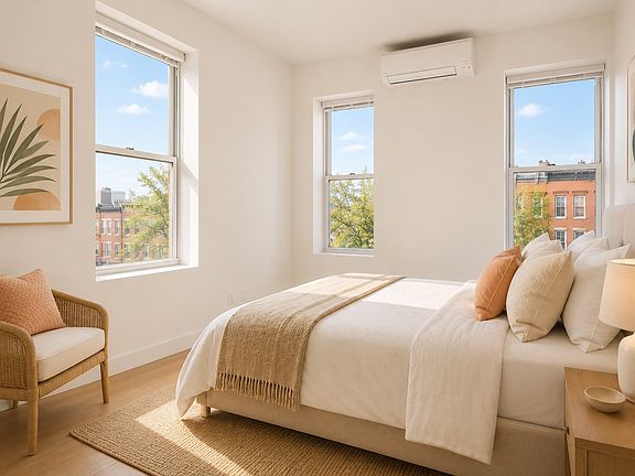3rd image of 131 Smith St #3B