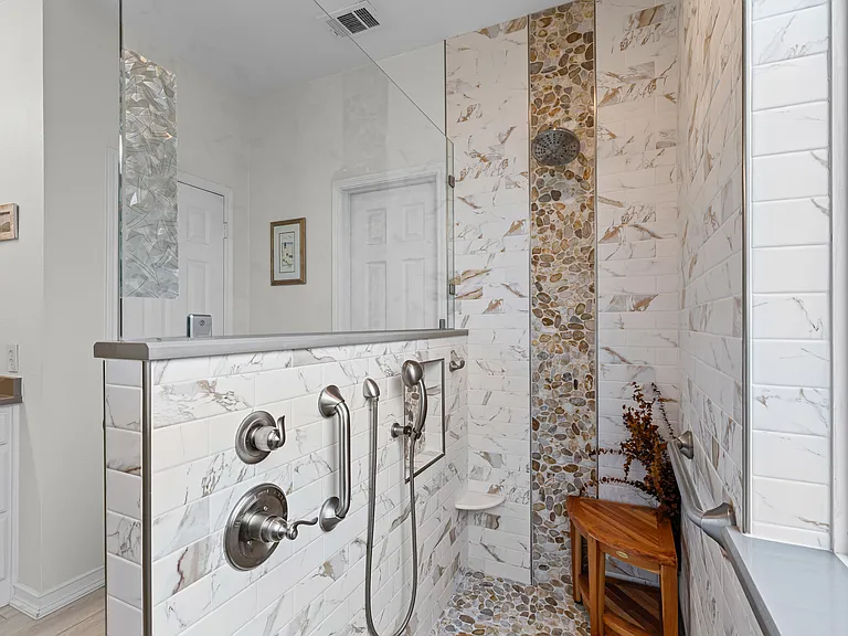 1475 Applewood Dr — Photo 7