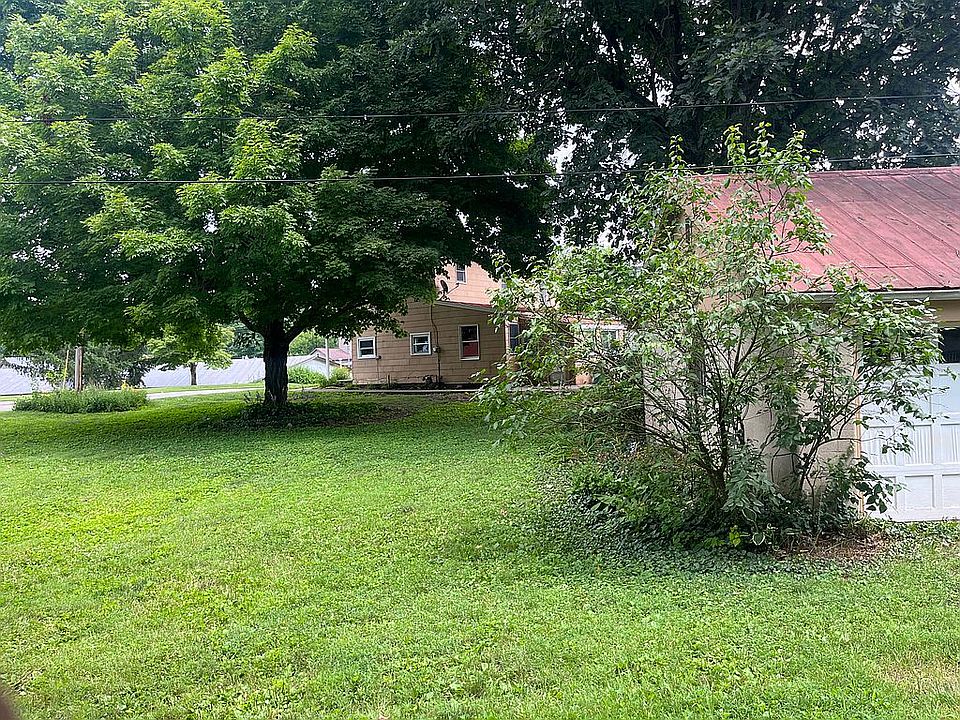 2nd image of 306 Mill St