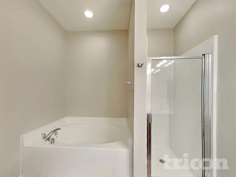 4724 Abbey Park Rd — Photo 11