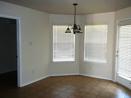 6205 Charlotte Ln — Photo 16