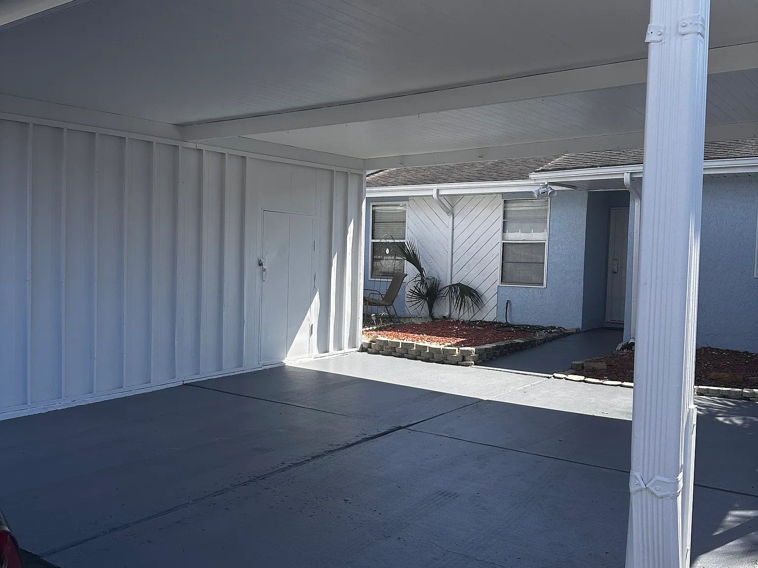 2 bed, 900 sqft, $1,500 — Photo 2
