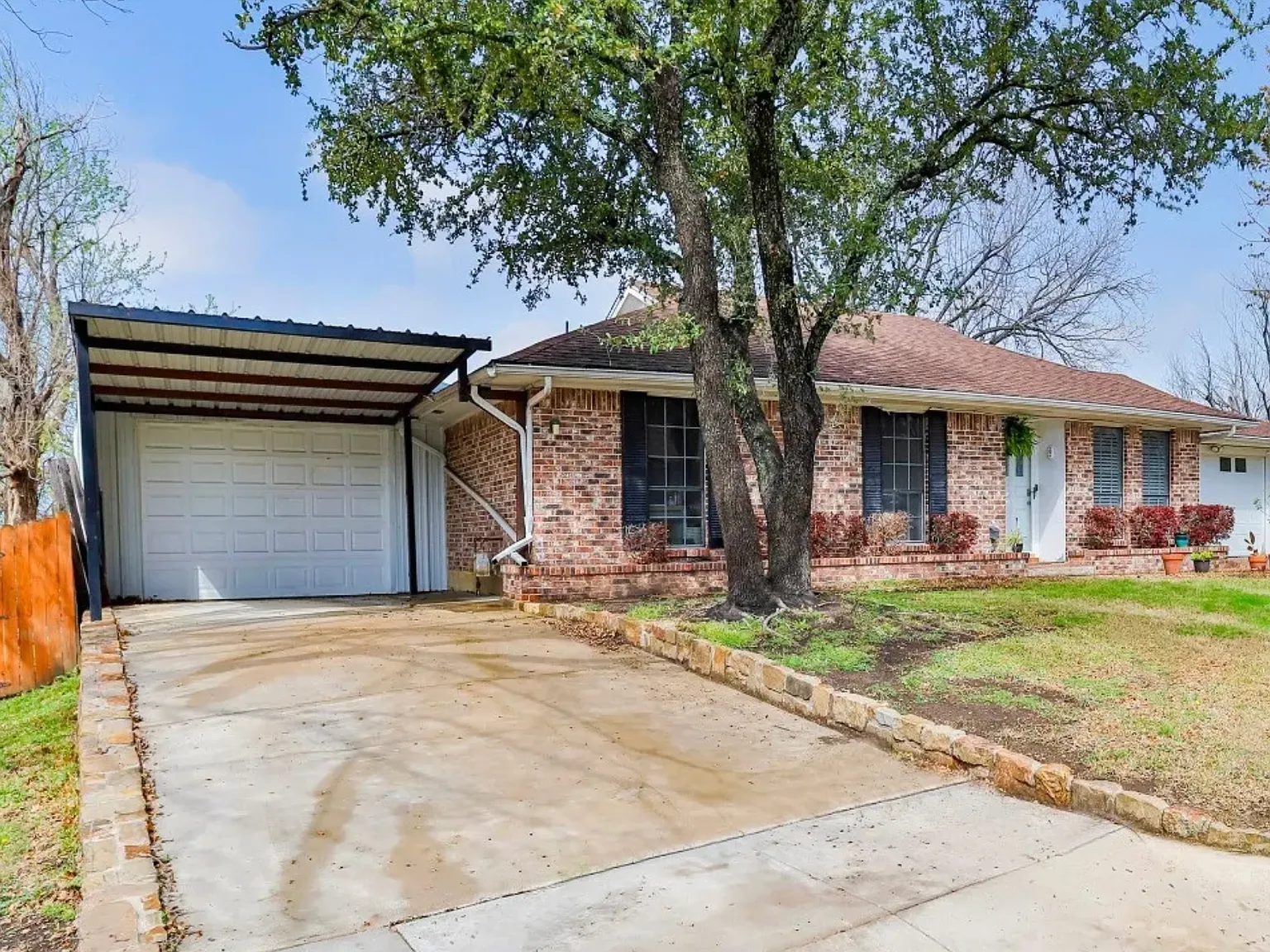 4 bed, 1680 sqft, $2,300 — Photo 3