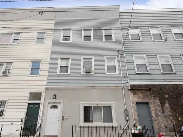11 Rose Ave, Jersey City, NJ 07305