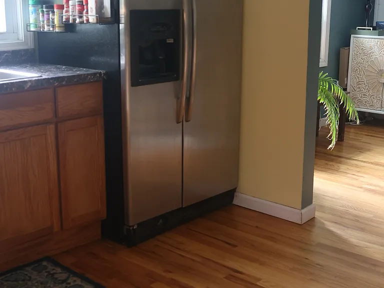 610 S Elm St — Photo 10
