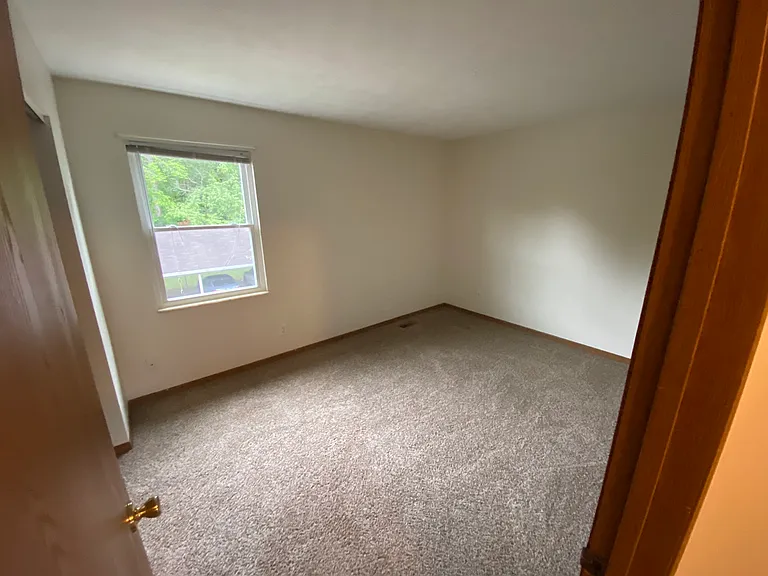 Upstairs bedroom #2