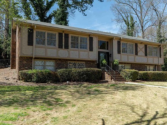 2nd image of 740 Twin Branch Dr