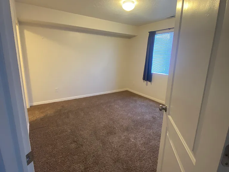 797 W 50 N #102 — Photo 8