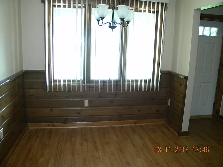 511 E 3rd St #B — Photo 4