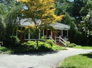 928 Cardinal Rd, Virginia Beach, VA 23451