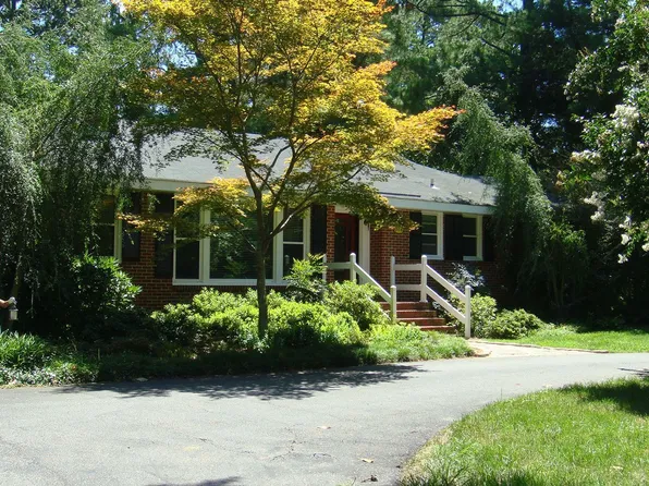 928 Cardinal Rd, Virginia Beach, VA 23451