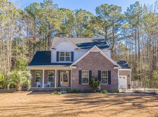 2001 Tacoma Cir, Ridgeville, SC 29472