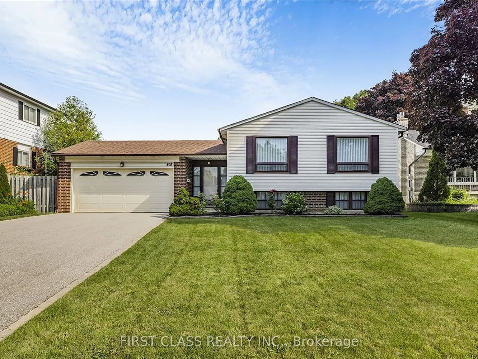 3 bed, $2,900 — Photo 1