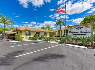 2515 Bayshore Gardens Pkwy APT 16, Bradenton, FL 34207
