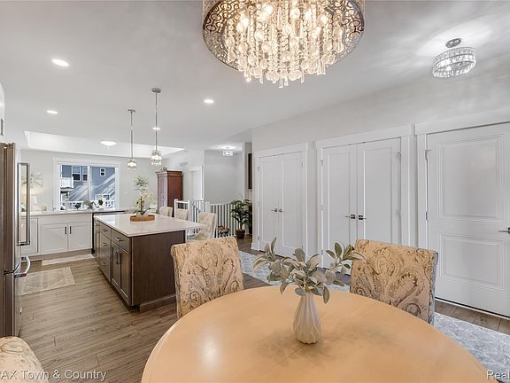 4th image of 13345 Julie Anne Ct