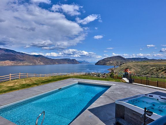 5th image of 346 Rue Cheval Cir