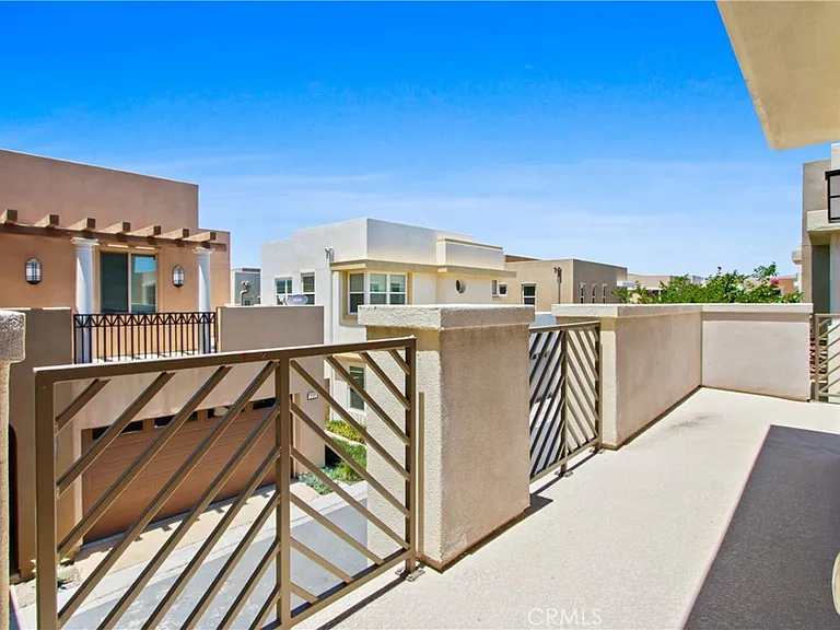 231 Radial — Photo 18