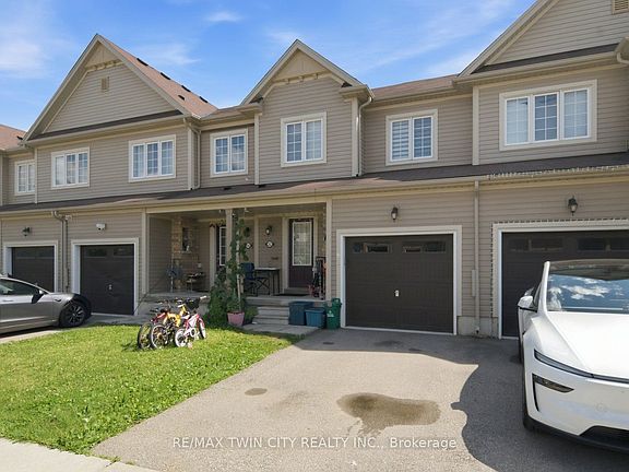 2nd image of 32 Cole Cres