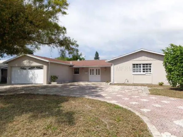 6711 13th Ave N, Saint Petersburg, FL 33710