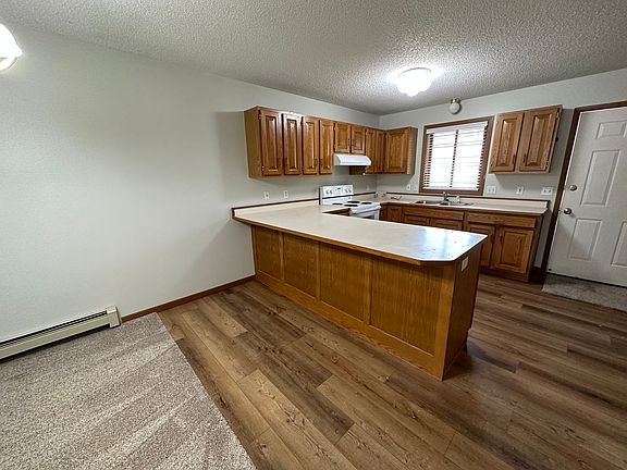 4th image of 155 Stuttgart Dr #9
