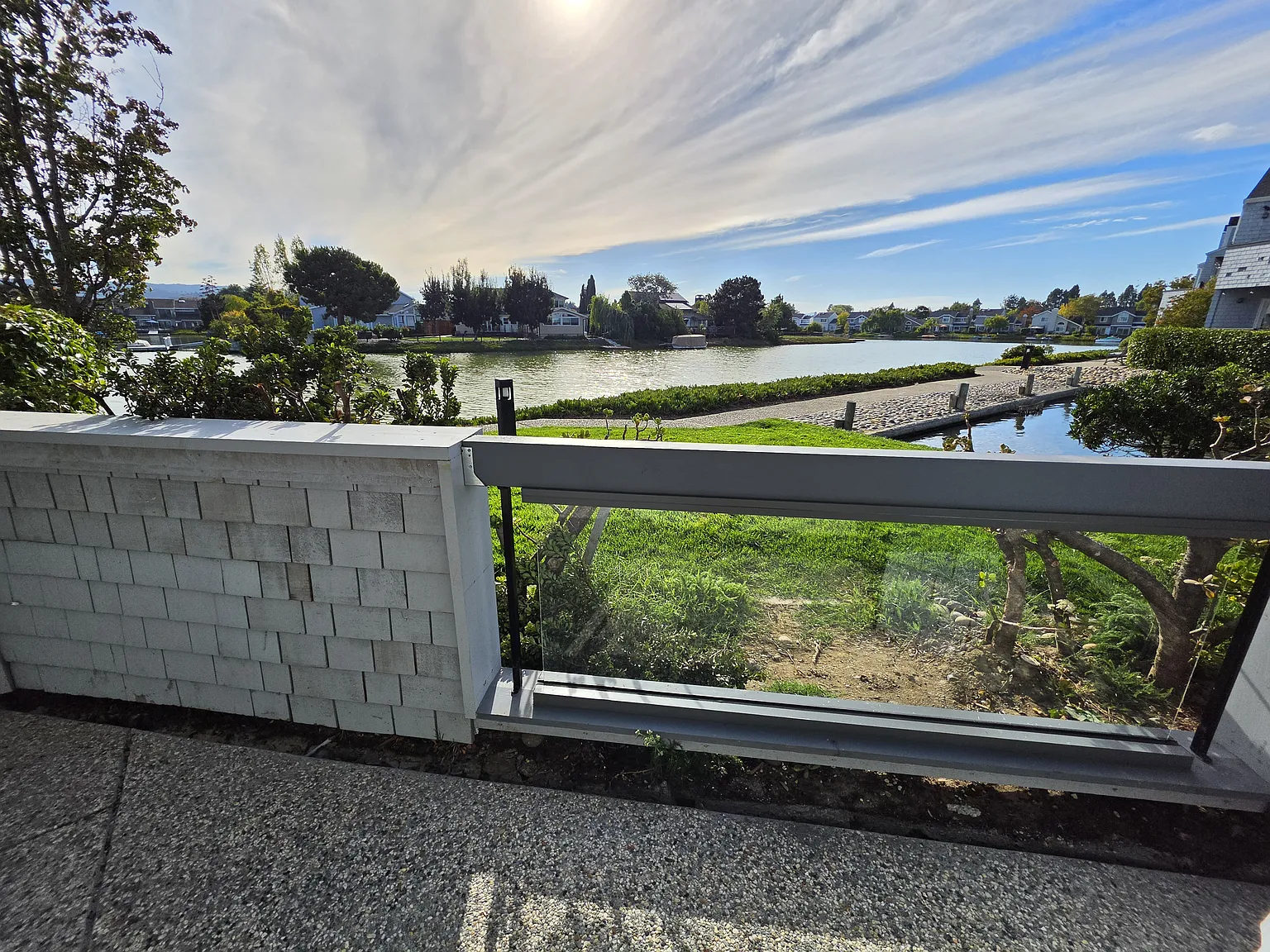 3 bed, 1359 sqft, $5,000 — Photo 2