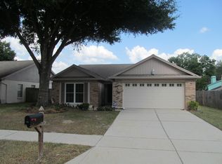 1524 Cobbler Dr, Lutz, FL 33559